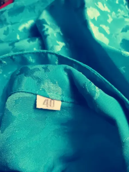 Dvě barevné halenky vel. M-L 11
