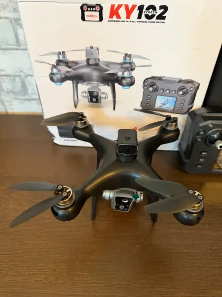 Dron KY102 s kamerou a ovladačem 4