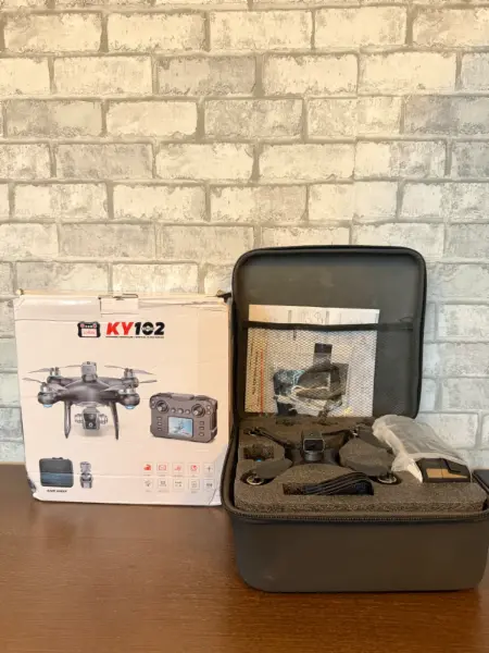 Dron KY102 s kamerou a ovladačem