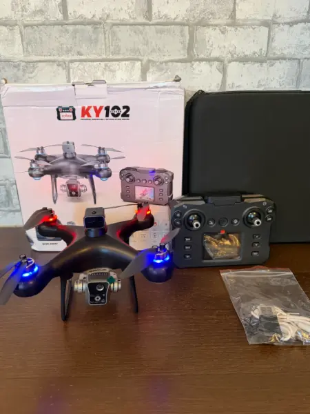 Dron KY102 s kamerou a ovladačem 9