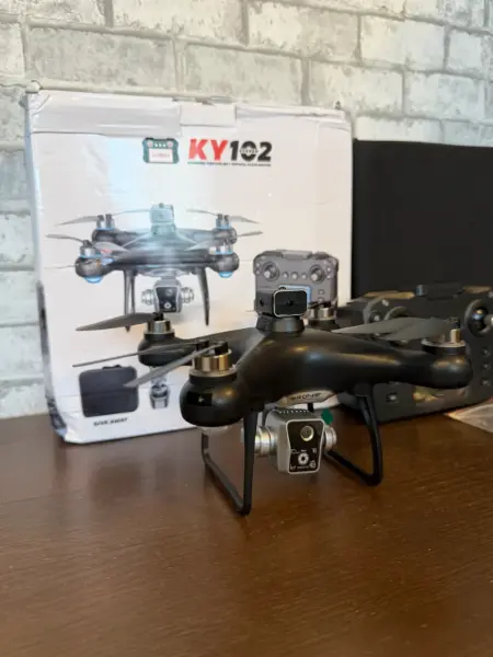Dron KY102 s kamerou a ovladačem 5