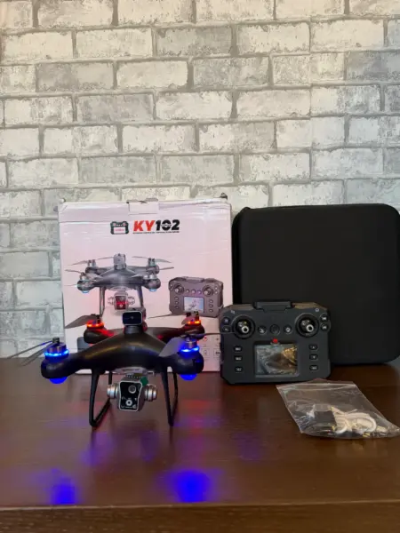 Dron KY102 s kamerou a ovladačem 8