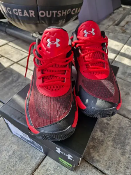 Unisexové boty Under Armour UA Spawn 7 Mid-RED 2