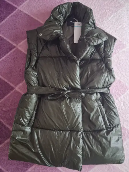 Tmavě zelená vesta vel. L - XL - N.O.V.Á s visačkou