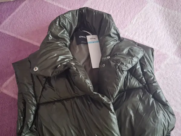 Tmavě zelená vesta vel. L - XL - N.O.V.Á s visačkou 4
