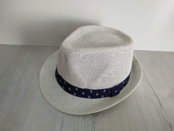Letní klobouk s motivem kotev 4