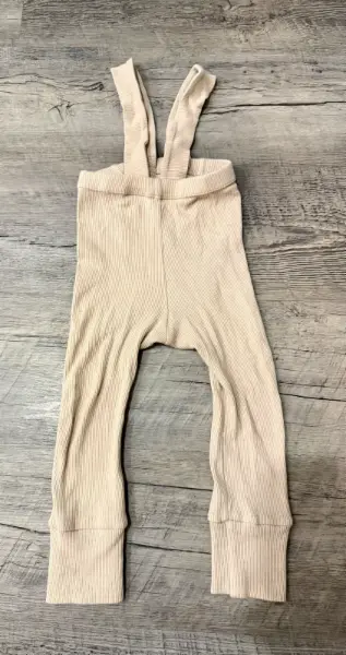 Béžové dětské legíny s kšandami, vel. 86