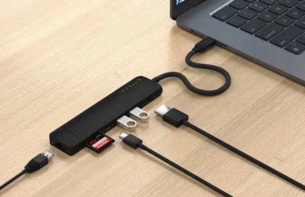 Satechi USB-C Multi-Port Hub