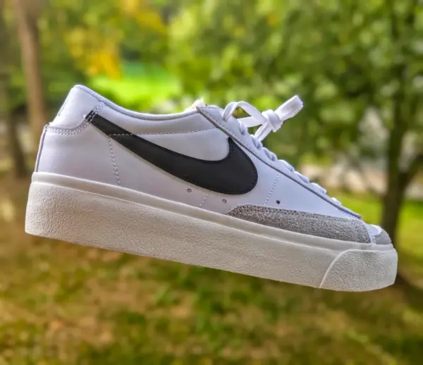 Nike Blazer Low Platform – White/Black-Sail-Team Orange, Vel