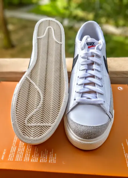 Nike Blazer Low Platform – White/Black-Sail-Team Orange, Vel 4