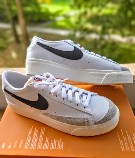Nike Blazer Low Platform – White/Black-Sail-Team Orange, Vel 2