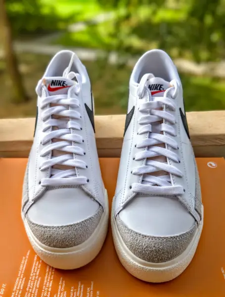 Nike Blazer Low Platform – White/Black-Sail-Team Orange, Vel 3