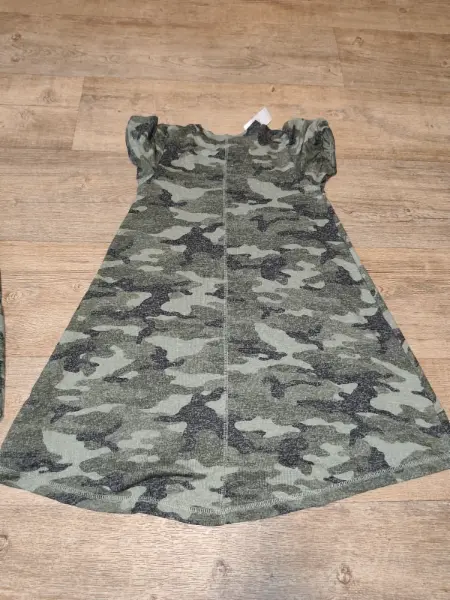 Dívčí šaty Gap Kids s maskáčovým vzorem 8