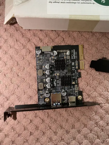 PCIe rozšiřující karta USB 3.0 s porty USB-A a USB-C 2