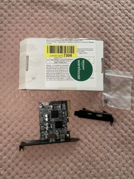 PCIe rozšiřující karta USB 3.0 s porty USB-A a USB-C