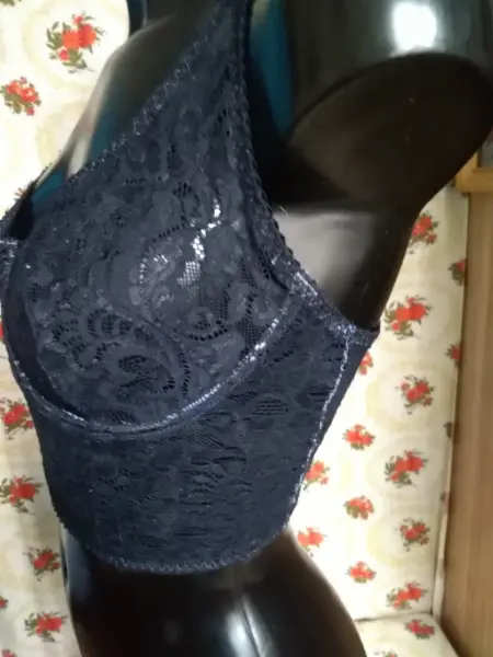 Korzet a podprsenka 85B a L-XL 3