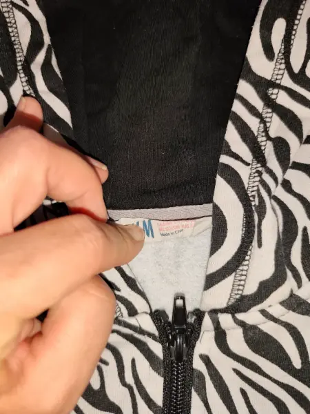 H&M žebrová vesta, uši 6-8let 4