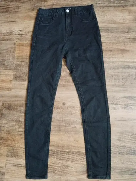 Černé skinny džíny FB Sister s vysokým pasem, vel. W27