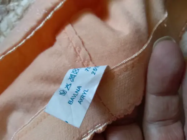 Stahovací kalhotky a jedny klasické 7