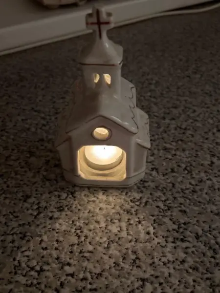 Keramický zvon ve tvaru kostela 5