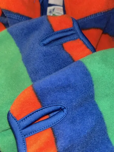 Barevná pruhovaná palečková fleece mikina vel. 3y 2