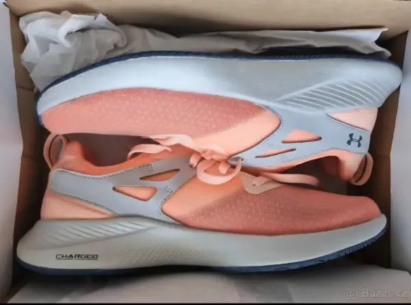 Nové Dámské boty Under Armour Charged Breathe TR 2 vel. 38 5
