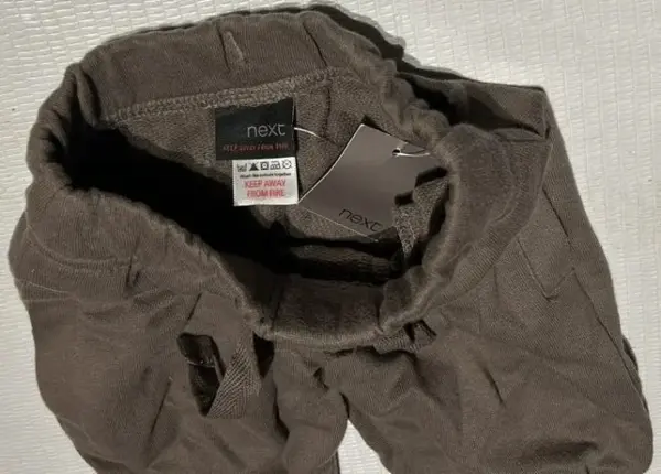 Čokoládově hnědé tepláky pro miminko, vel. 3-6 m 3