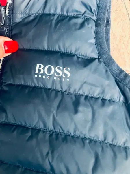 Chlapecká vesta Hugo Boss 94 2