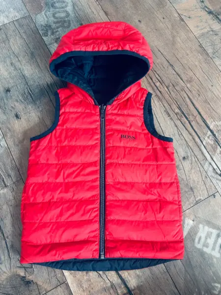 Chlapecká vesta Hugo Boss 94 4