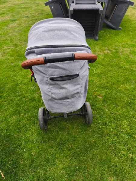 Dětský kočárek Kinderkraft 4