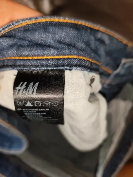 Dámské džínové kraťasy H&M, 44 6