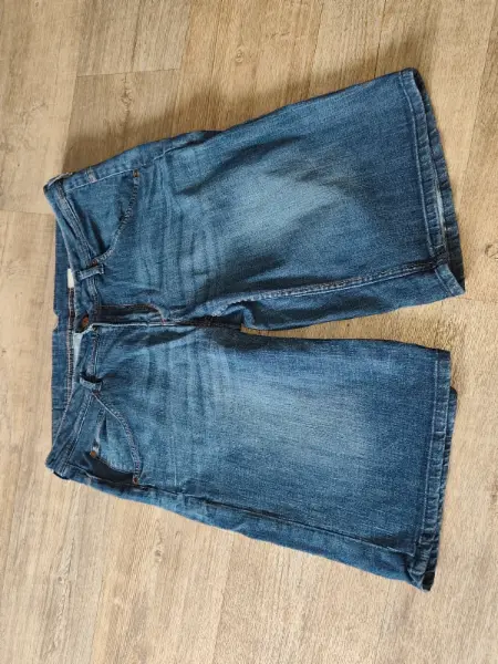 Dámské džínové kraťasy H&M, 44 2