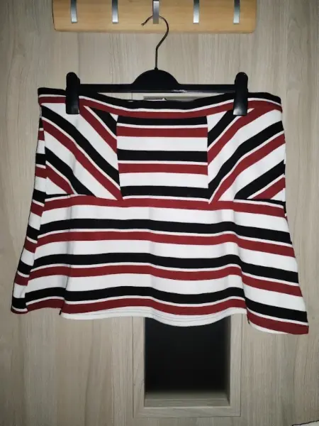 Barevná pruhovaná sukně Dorothy Perkins vel.46