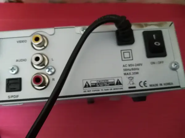 Satelitní přijímač Opentel ODS 1600CW 7