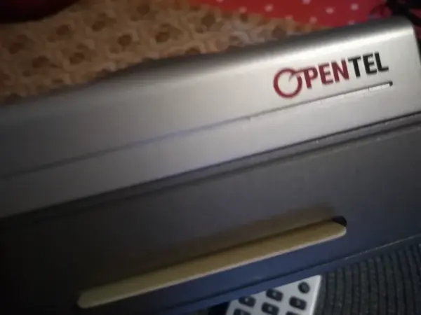 Satelitní přijímač Opentel ODS 1600CW 9
