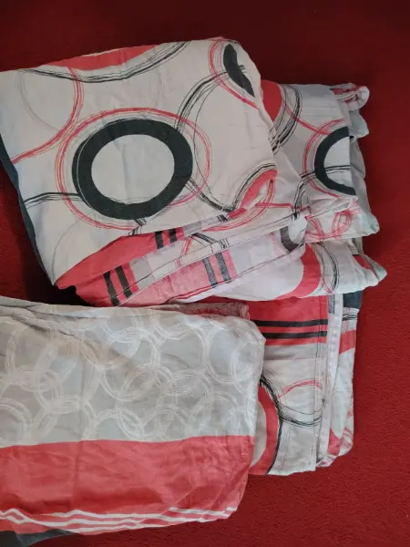 Povlečení s moderním kruhovým vzorem
