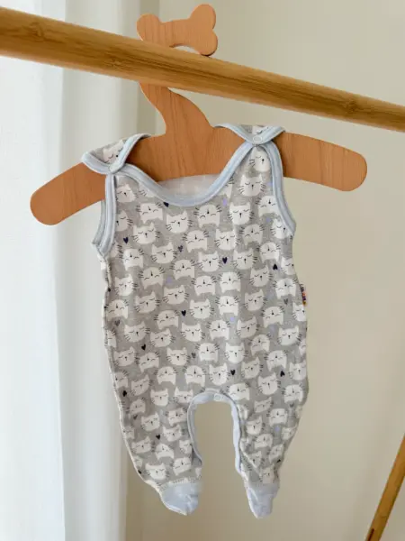 Dětské dupačky Baby Nellys s kočičkami, vel. 56