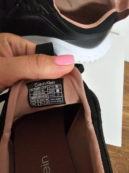 Dámské tenisky Calvin Klein, černé, vel. 38 4