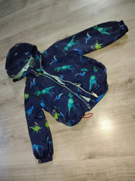 Dětská větrovka s dinosaury