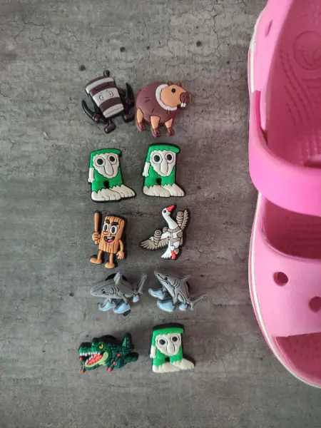 Ozdoba na boty jako Crocs jibbitz 10 ks