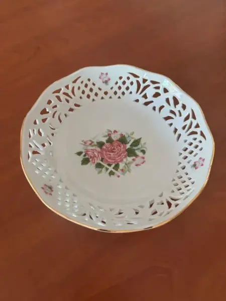 Miska z porcelánu 2