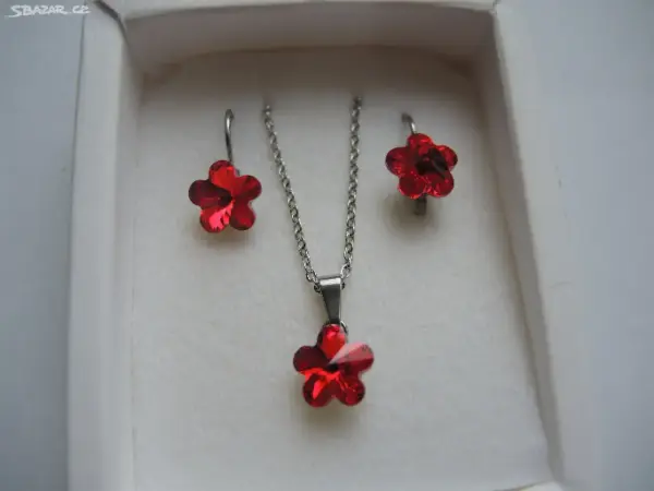 Souprava z chir oceli Swarovski kytičky