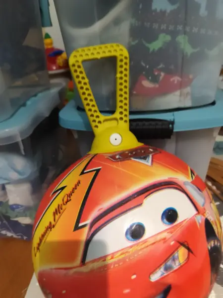 Skákací míč Disney Cars Lightning McQueen 2