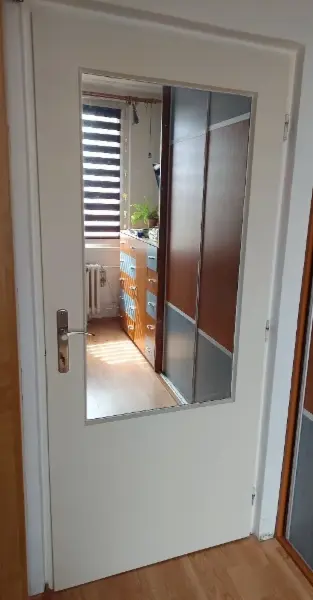 Prosklené interiérové dveře 2