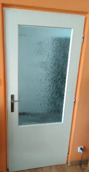 Prosklené interiérové dveře