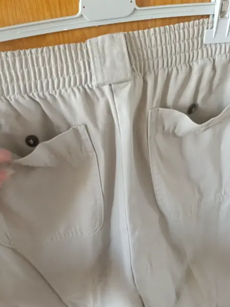 Béžové pánské kalhoty s gumou 5