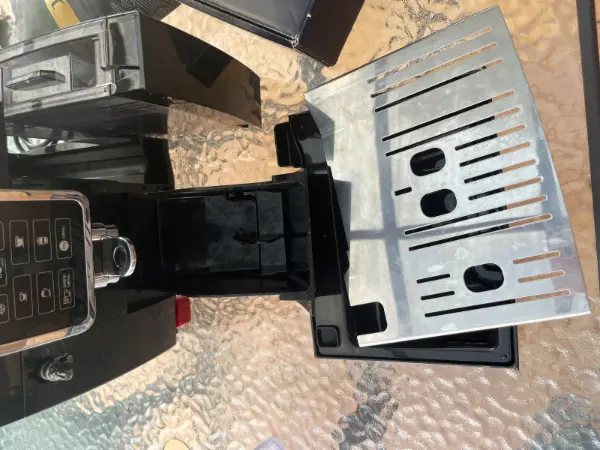 Automatický kávovar DeLonghi Dinamica 14