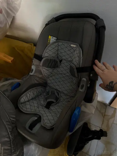 Kočárek trojkombinace 6