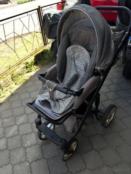 Kočárek trojkombinace