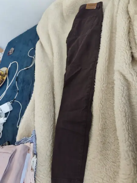 Hnědé kalhoty Pull&Bear 3